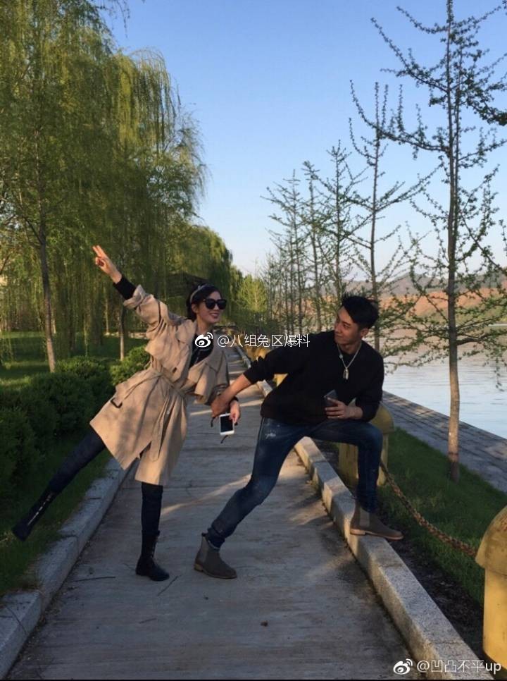 出道就是"龙女郎"的张艺上受到很多人的关注也是很