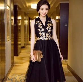 ���𱳾��ع� ����������˭