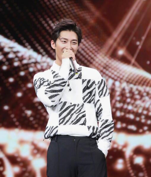 窦骁在声临其境第几期 他现在算是几线艺人