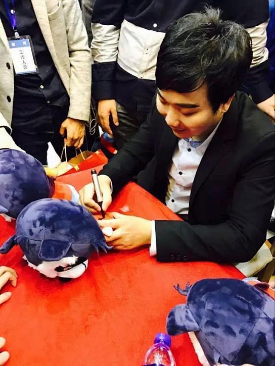 �����������������Ϸ��ʲô ����ǩԼ�������ӹ��ʶ���