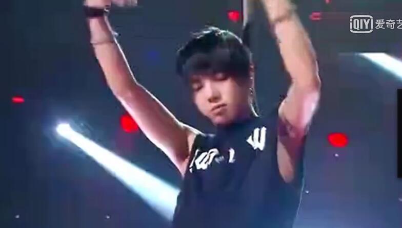 ��������ǰ��Ա���Ƭ �������֮�������ʥ����