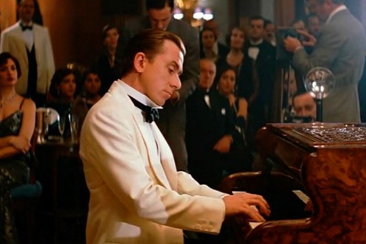 ���ϸ���ʦ���ǵ�ķ��˹��Ļᵯ������ ���ж��������ж���