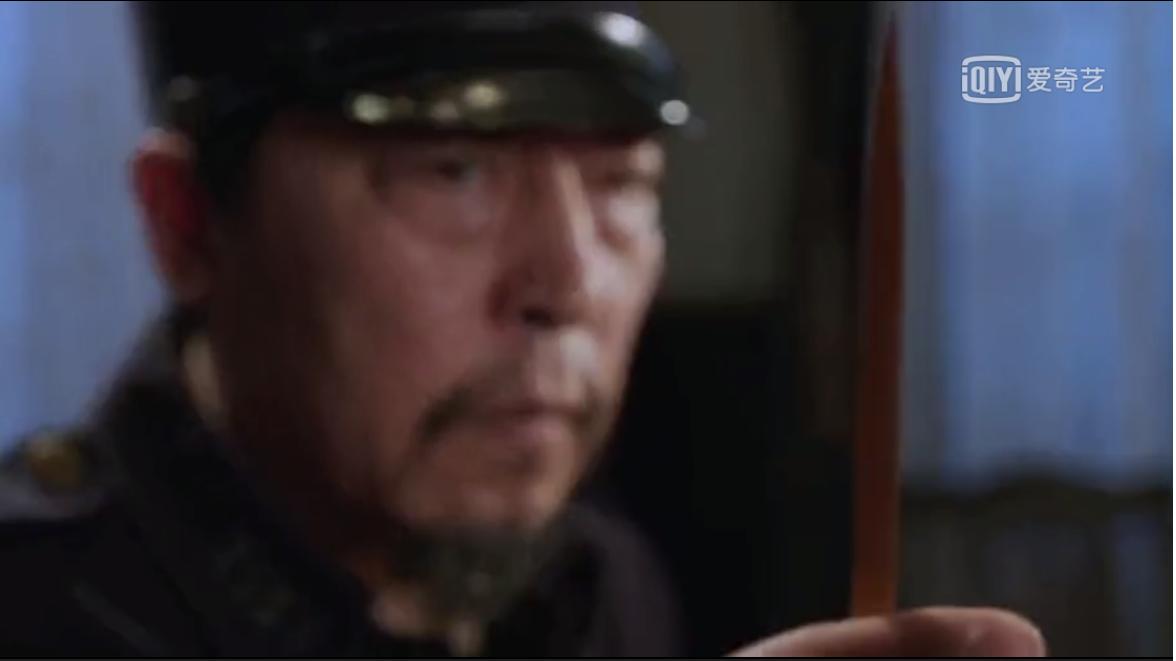 �ߴ������ǩ��ʲô���Ӿ� ���Ӿ��ǡ����С�