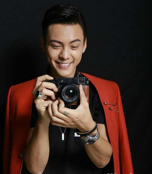 �»����Ķ����ǳ�ΰ�� ��ΰ���ĸ��ײ����ǳ»���