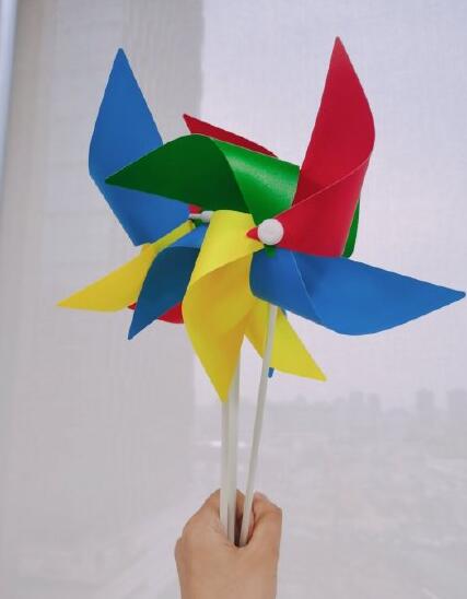 我买了一个小风车什么梗 原视频 夹音是什么意思