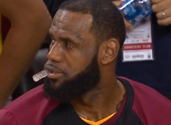 ղķ˹�������������� ղķ˹���۾�������˭Ū���Ǹ�����