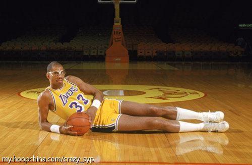 �ְͶ�����С����ʲô��ϵ ��ʦͽ��ϵ