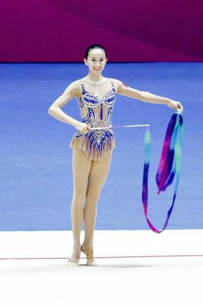 �Ŷ��������ж�� �Ŷ���ͦ����Ƭ