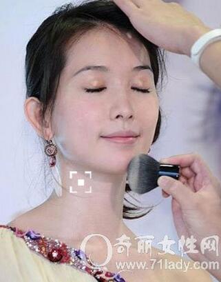 ��־�����ױ��Ƭ ��־������ƴ�ʧ̬͹����