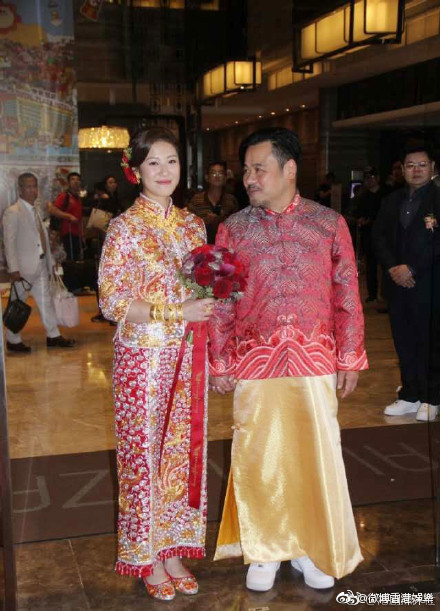 Τ����Ů�ѳ�ͥ��������Ƭ Τ������ʵ���߶���