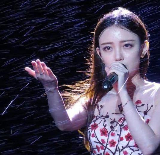 ����������С��������� ������ǰ������Ƭͼ