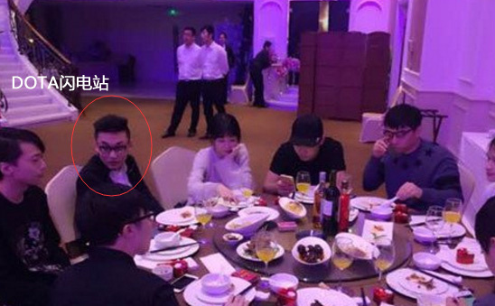 富二代王玥为什么叫牛蛙君、狗徒 他女朋友是周二珂吗