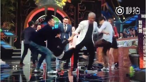 ��άѦ֮ǫ���δ�����¼� ��ά�İְ���˭��ɶ��