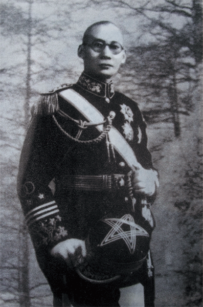 龙云和卢汉是什么关系 龙云最后是怎么死的-走红网