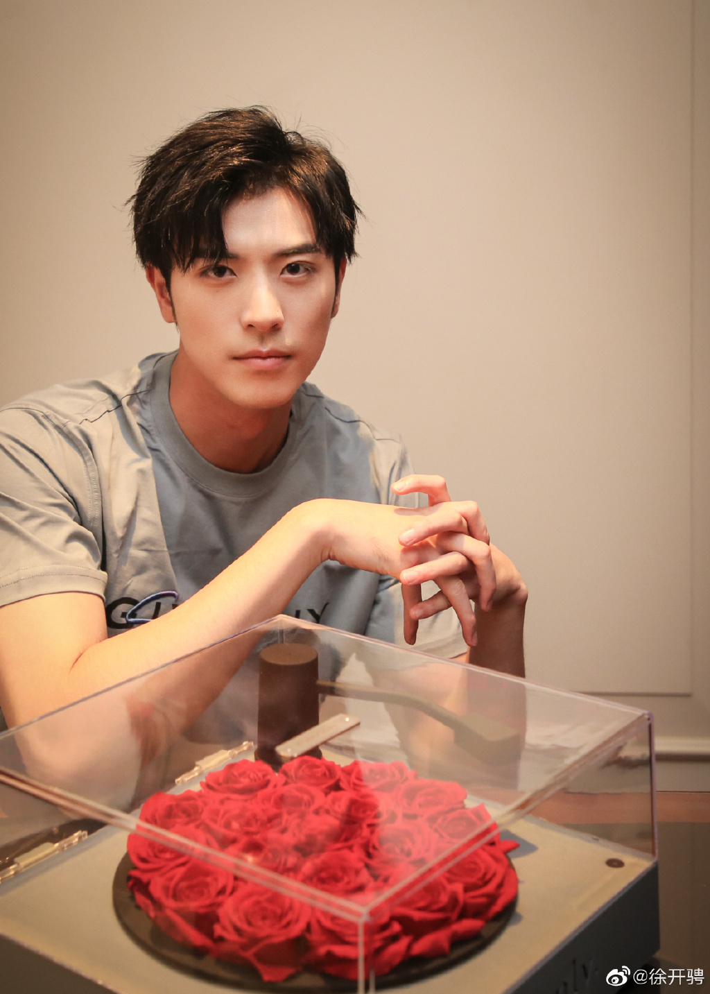 �쿪�Һͻ�����������Ա���Ƭ �����Ǽ�����Ա