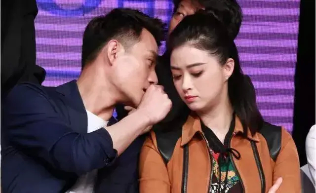 ����������������Ǽٵ� ��������˫˫��΢��������������