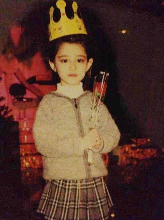 哈妮克孜个人资料简介 据说她已经被陈赫签下了