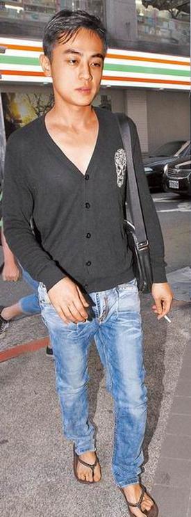 ������ţ���Ϲ�����һ��Ƭ���� ����������ʱ��Ƭ��ͼ