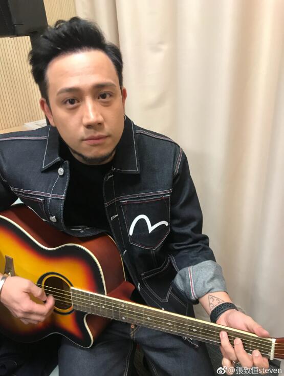 ���º���Ǳ�����ĸ���˧ ���º���״���