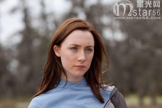 ����ɯ�������ں���ֵ�۷�ʱ����Ƭ�Ա� ������Ůͬ������