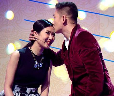 ������Ա��Ƭ����� ����������˭���ڱ�ʾ����ɿ���һ��