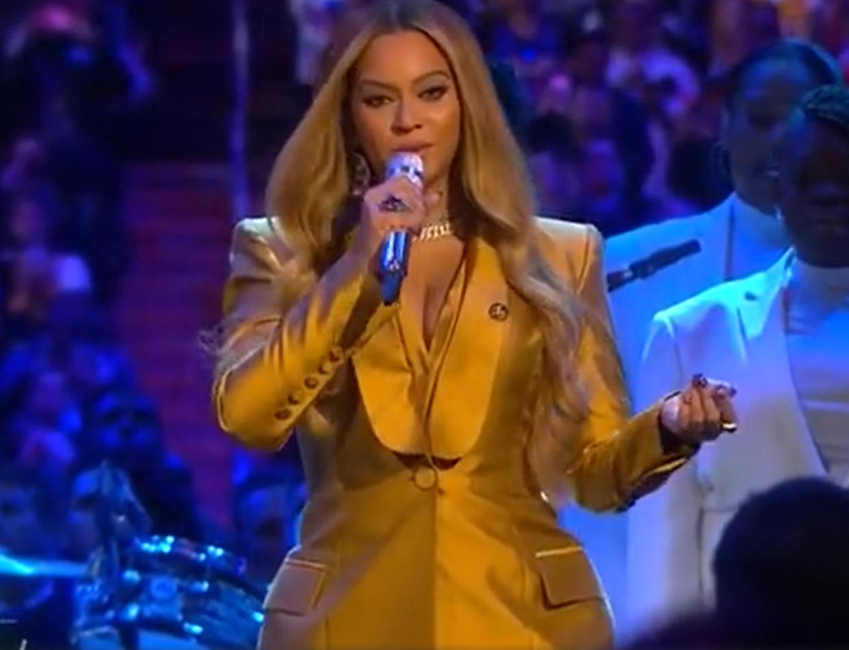 �̰�˿��ʲô���ֵĻ�Ѫ �����ٹ���˭Ӱ�����������