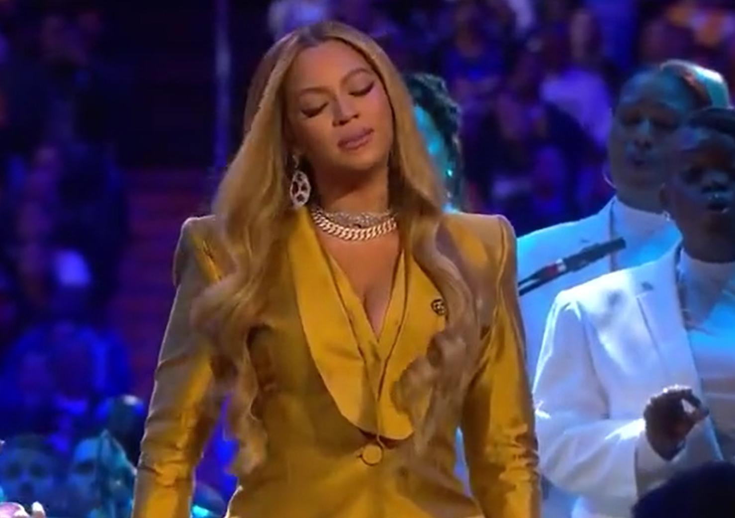 �̰�˿��ʲô���ֵĻ�Ѫ �����ٹ���˭Ӱ�����������