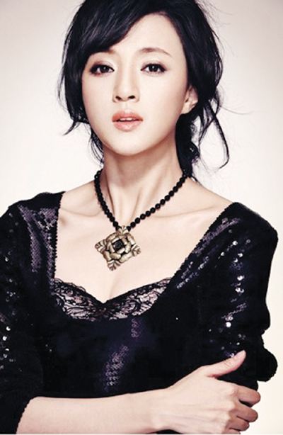 金玉婷穿紧身裤的照片 金玉婷和金巧巧是什么关系