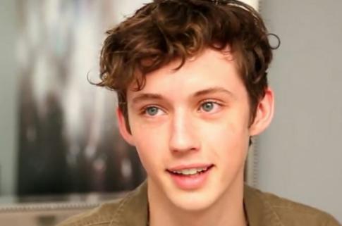 ��үϲ��Ů���� �Ǹ�ͬ������ϲ��������