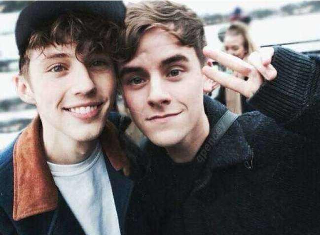 ��үϲ��Ů���� �Ǹ�ͬ������ϲ��������