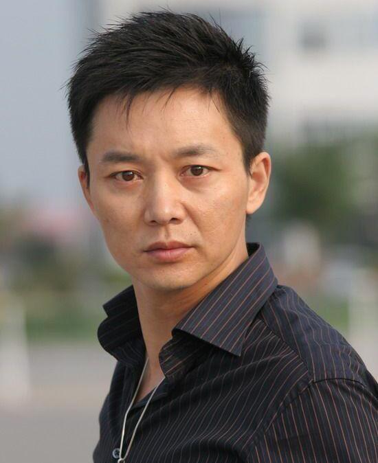 秀实力演员刘奕君160525金星时间刘奕君这两年在娱乐圈的名气逐渐升高