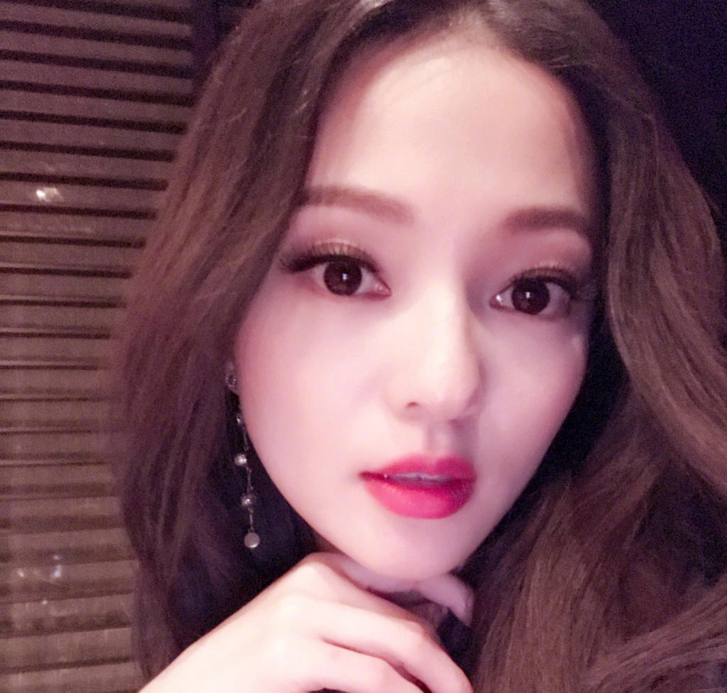 ���غ���ĸ��Ϊ���ַ� ���غ�����ĸ�ٵ���ҵ����