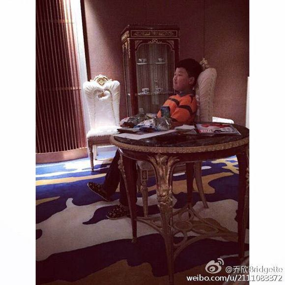 �����ǰ׸����������� ������������������