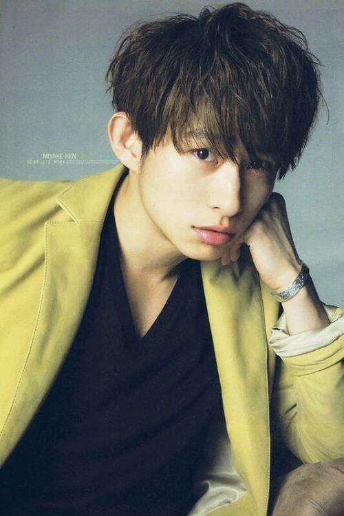 ��լ������Ů�Ѷ���˭ �����ڽ������