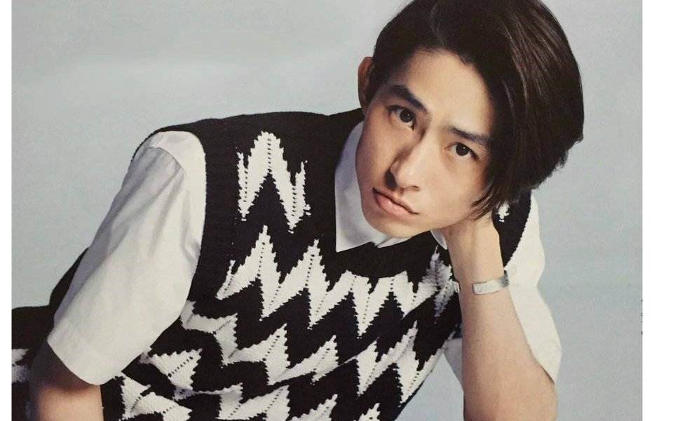 ��լ������Ů�Ѷ���˭ �����ڽ������