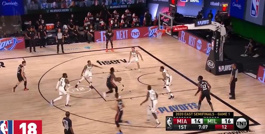 ���°�ԼΪʲô�е����Ȱ͡��Ȱ�һ�š�Сħ�ޡ���ĸ ����