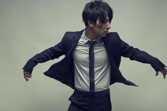 ����������ǰ��Ա�ͼ ��������ͬ־��ļٵ�