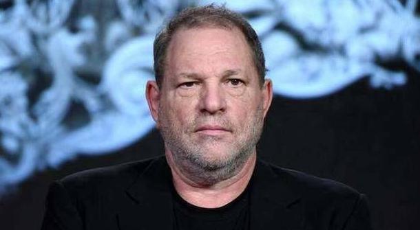 Τ��˹̹metoo�¼���������˭ �����������23������ǰ������
