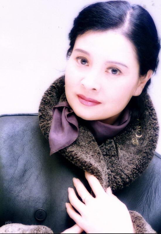 梁丹妮个人资料简介 梁丹妮前夫是谁