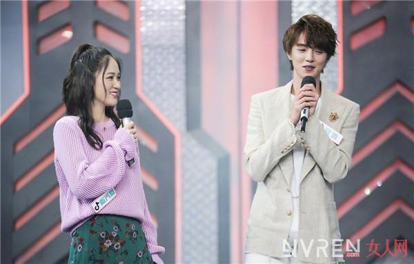 �ٺ����������ϳ��ĸ��ʲô �ٺ����ڵ�Ů������˭