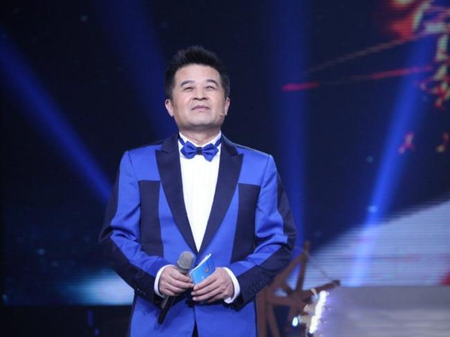 毕福剑个人资料简历老婆周彦宏 妻子带着女儿移居加拿大