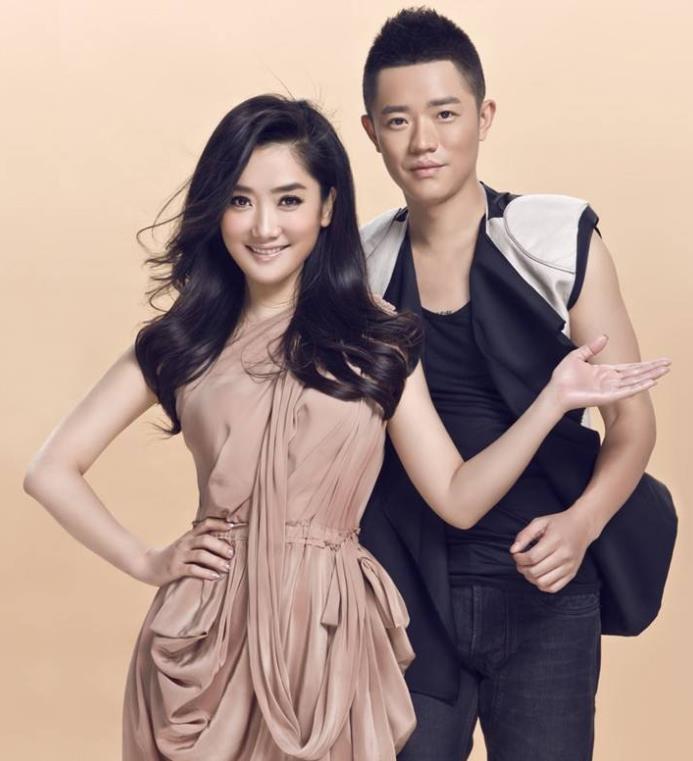 曾毅杨魏玲花师生关系 很好的朋友和事业上的合作伙伴