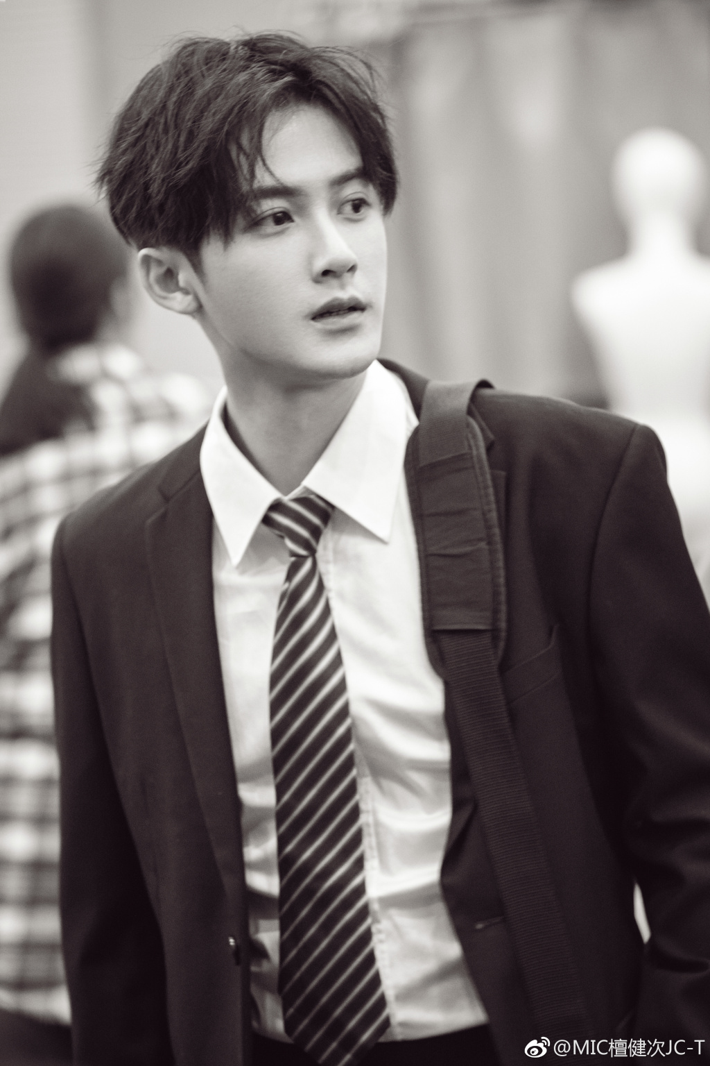 ̴����Ϊʲô�ж�� ̴���κ����³�����ĶԱ�ͼ