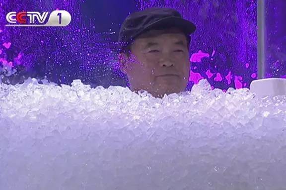 金松浩挑战不可能怎么做到的 金松浩挑战冰王现场组图