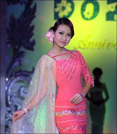 �������Ů��Ư���� �����������ʵ����Ƭ