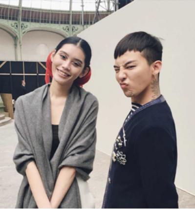 ��������Ȩ־��������Ƭ ������ά����������������ͼƬ