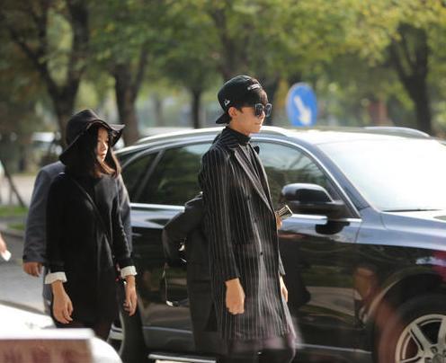 ���ڵĽ�������ں���ͼ �����Ϻ���Ϊʲô�ڳɶ���ѧ