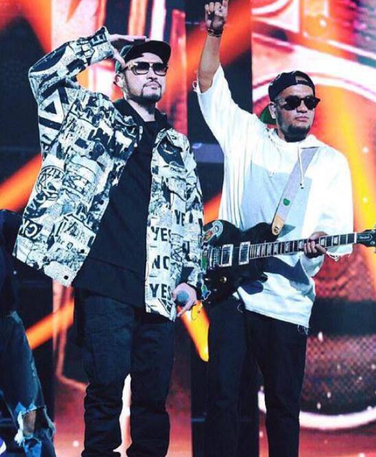 姚中仁老婆是谁 他和张震岳长的太像了俩人什么关系