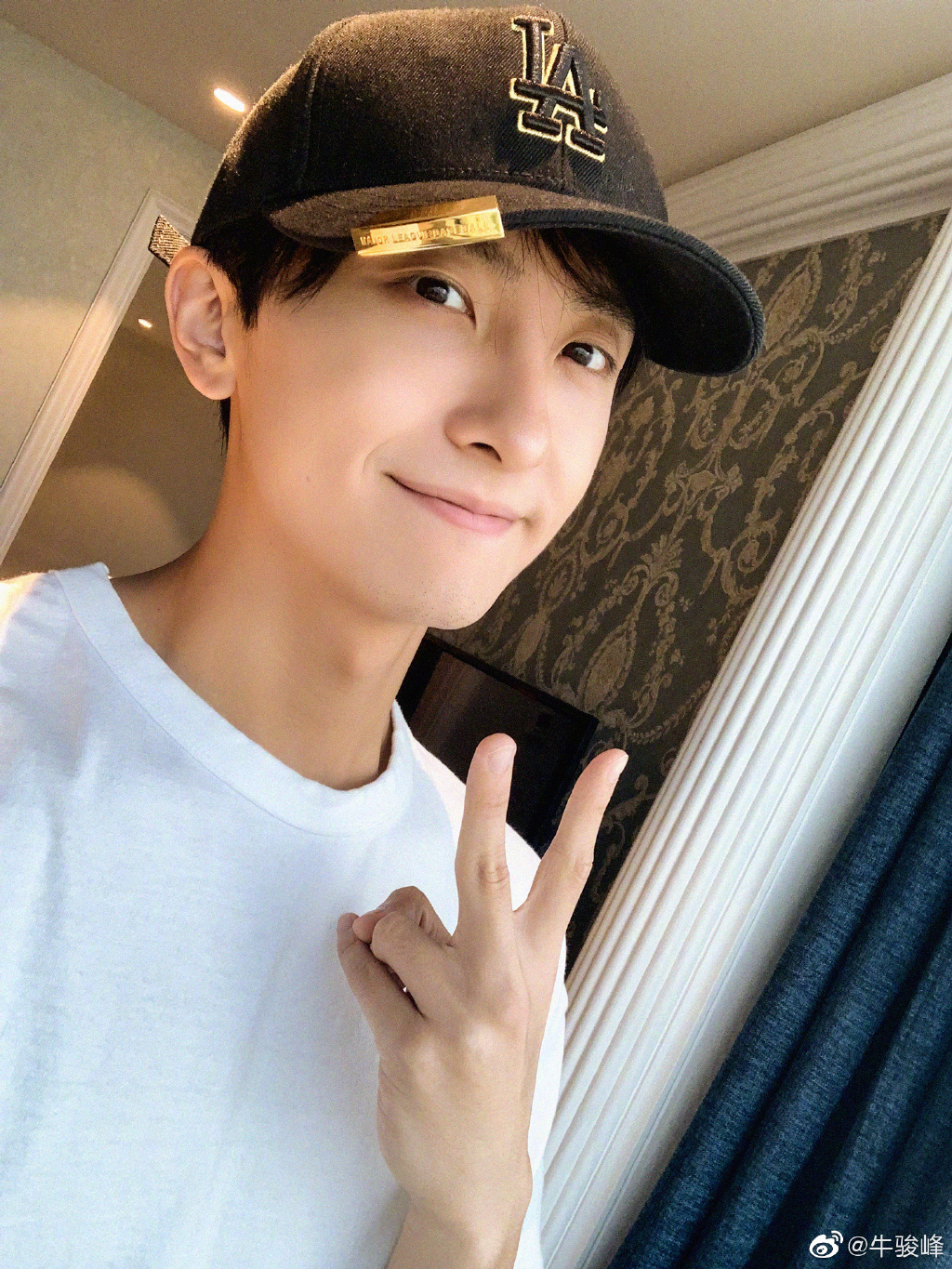 ţ����Ϊʲô���޹� �����ڵ�Ů������˭