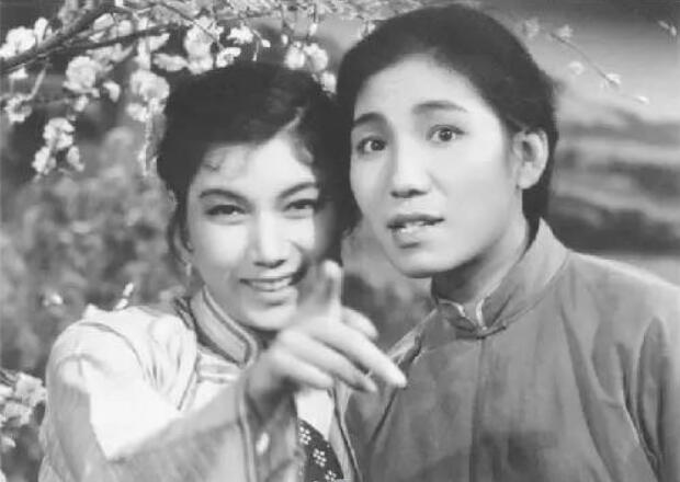 �·�ϼ��˭��е� ����һЩ�·�ϼ����ʱ��������Ƭ